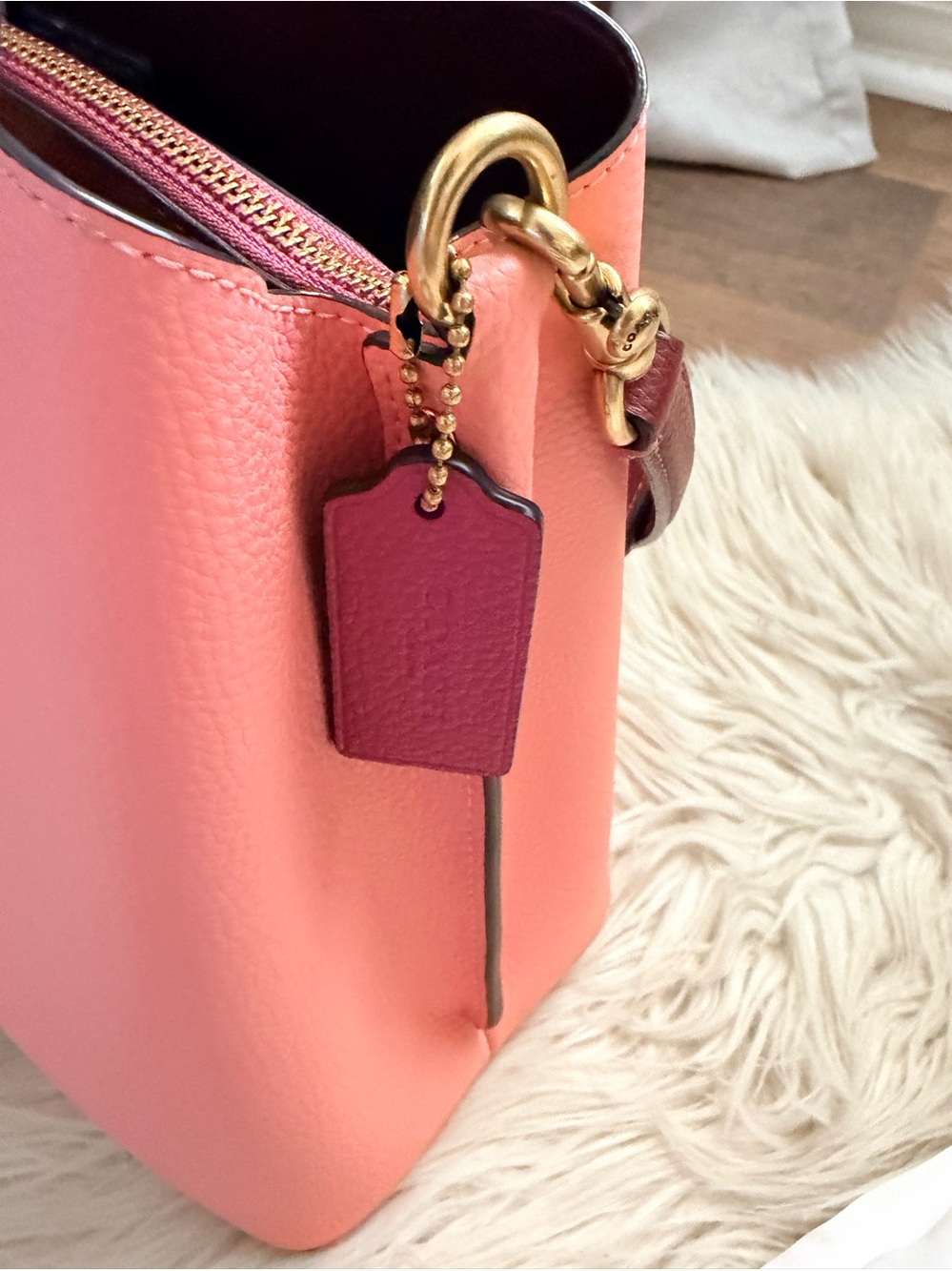 Coach Willow Bucket Bag Candy Pink Multi Brass Hardware Like New - Picture 13 of 17